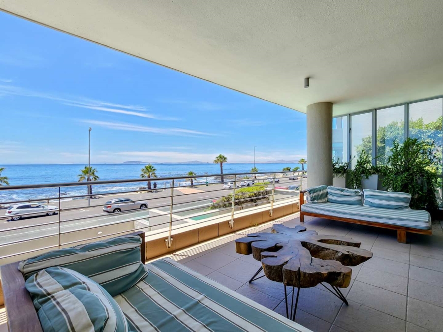 3 Bedroom Property for Sale in Mouille Point Western Cape